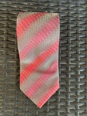 Abstract Red Gray Wave Pattern Italian Inspired Contemporary Dress Tie Zionetti